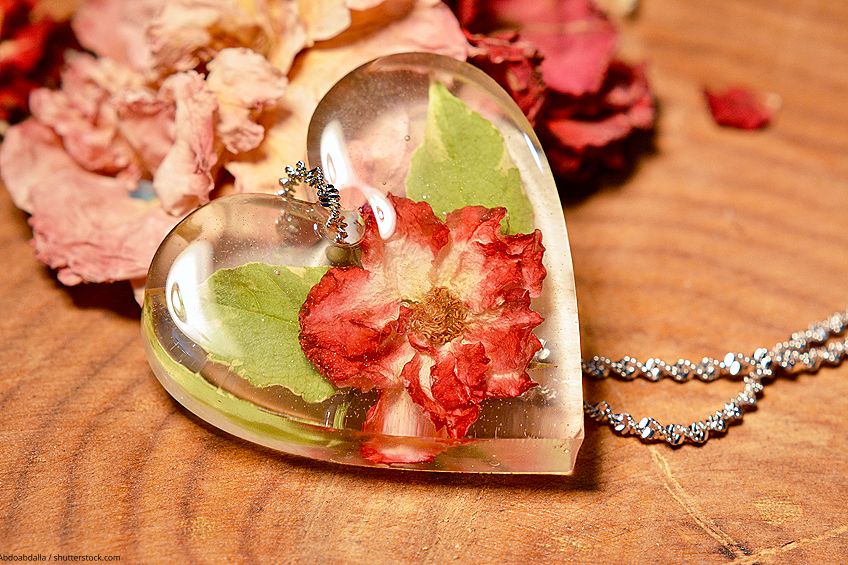 Preserving Flowers in Resin