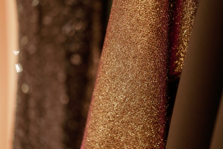 How to Seal Glitter Choosing and Using the Best Glitter Sealer