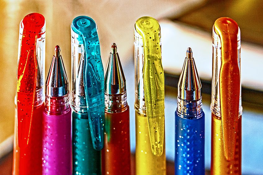 Reaeon Glitter Gel Pens - Color Gel Pens - Gel Pen for Kids - Coloring Gel  Pens Set - Sparkle Gel Pens for Adults Coloring Books