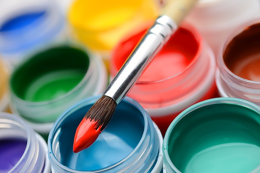 difference between acrylic and enamel paint