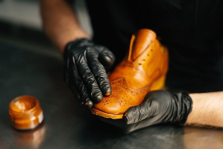 How to Paint Leather What You Need to Know About Painting Leather