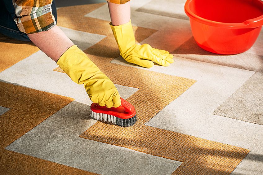 Remove Paint from Carpet with Acetone