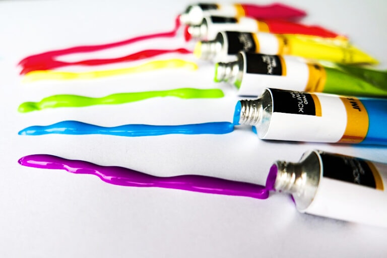 What Is Acrylic Paint? Types of Acrylic Paint and How to Use Them