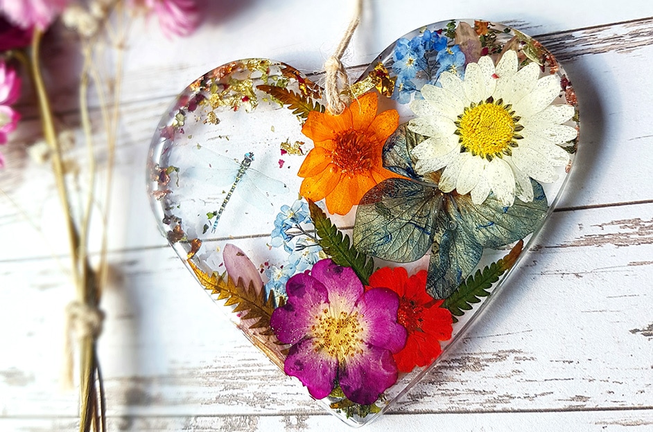 Preserving Flowers in Resin