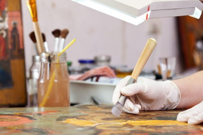 How to Clean an Oil Painting Keep Your Paintings Vibrant