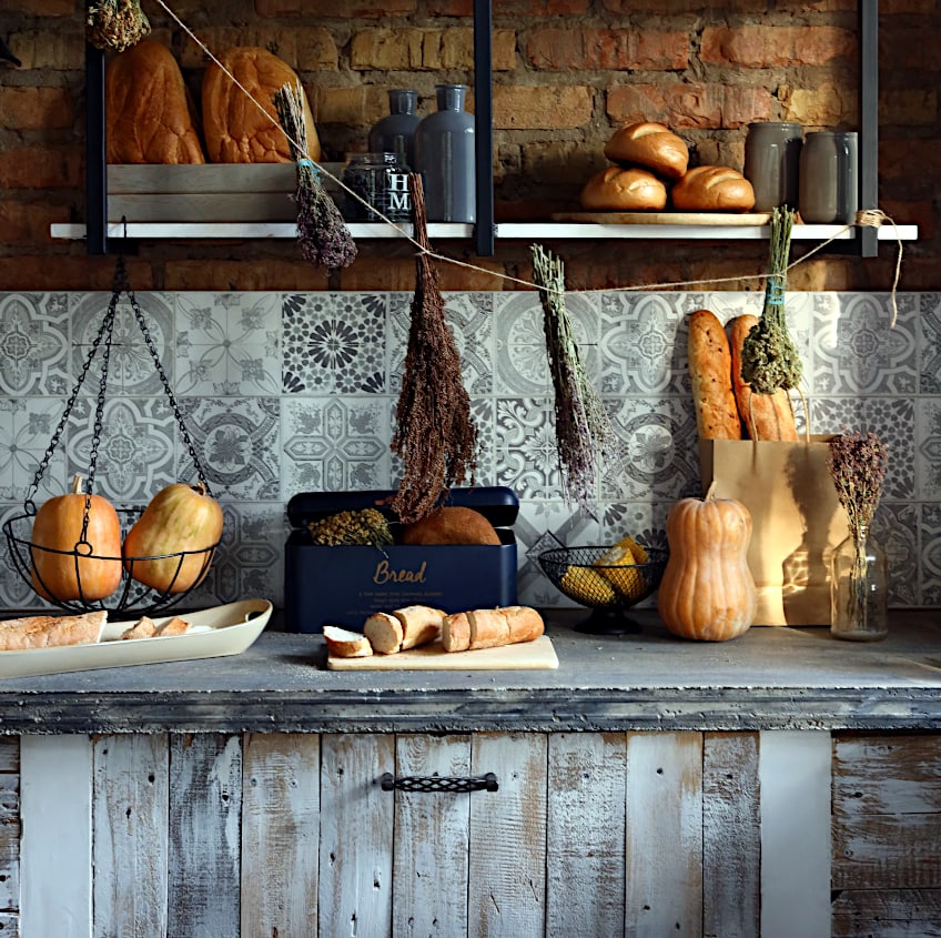 Classic Kitchen in Shades of Gray