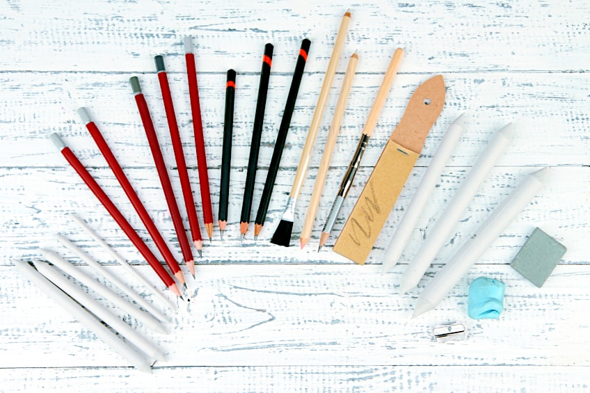 Professional Drawing Pencils and Tools